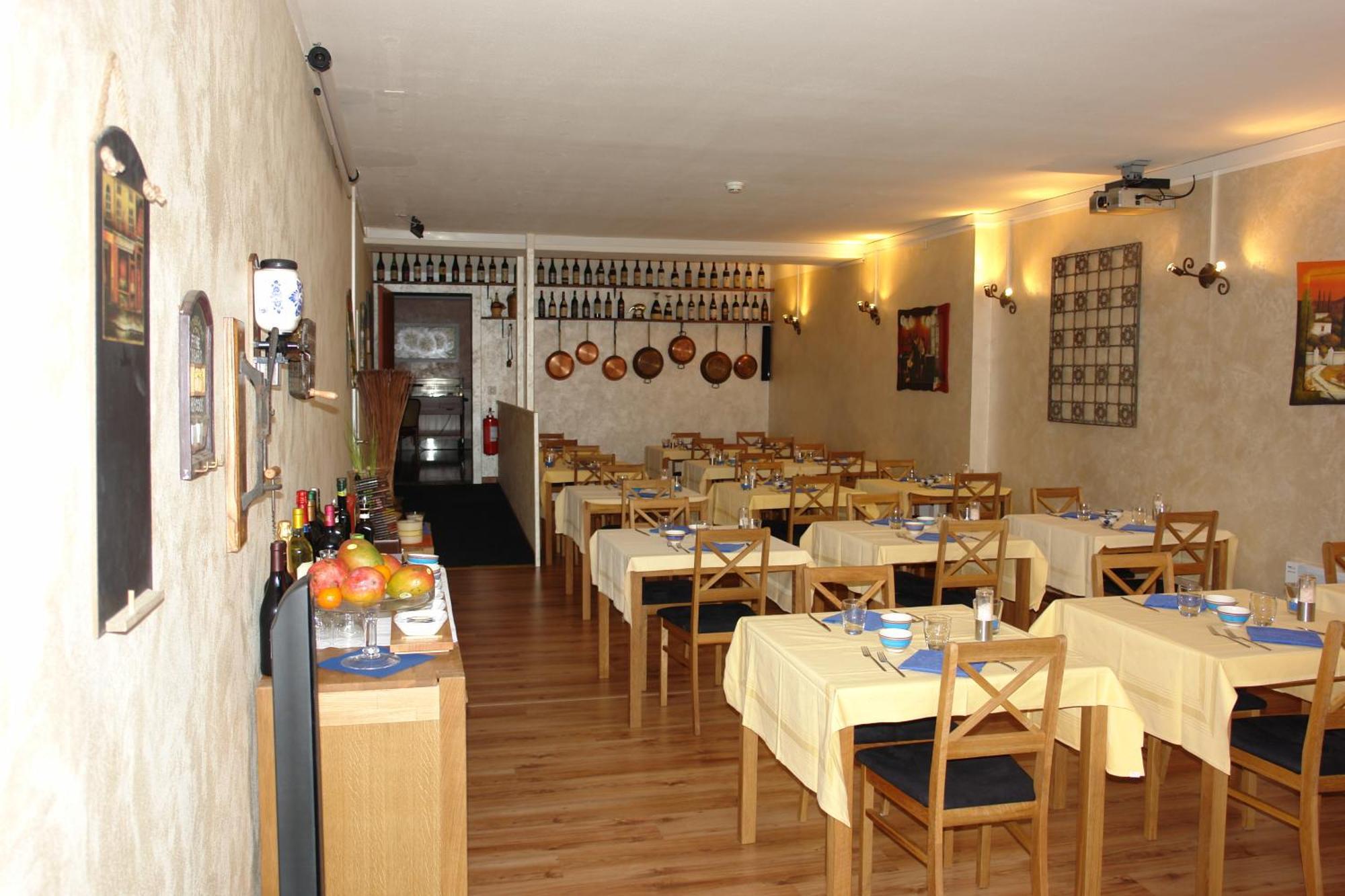 Hotel Bahnhof Haus Chiasso Eksteriør bilde