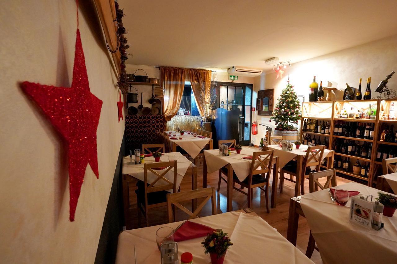 Hotel Bahnhof Haus Chiasso Eksteriør bilde